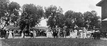 Photo of early Picnic Day 