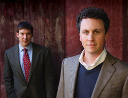Photo: winemaker Lehmann in a suit and tie, and Mathy in a sports jacket